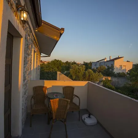 Two-bedroom In Starigrad-paklenica Iv